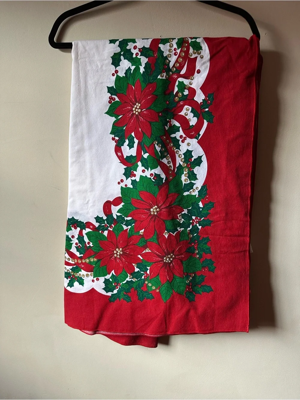 Vintage Christmas Poinsettia Rectangular Tablecloth 60” x 100”